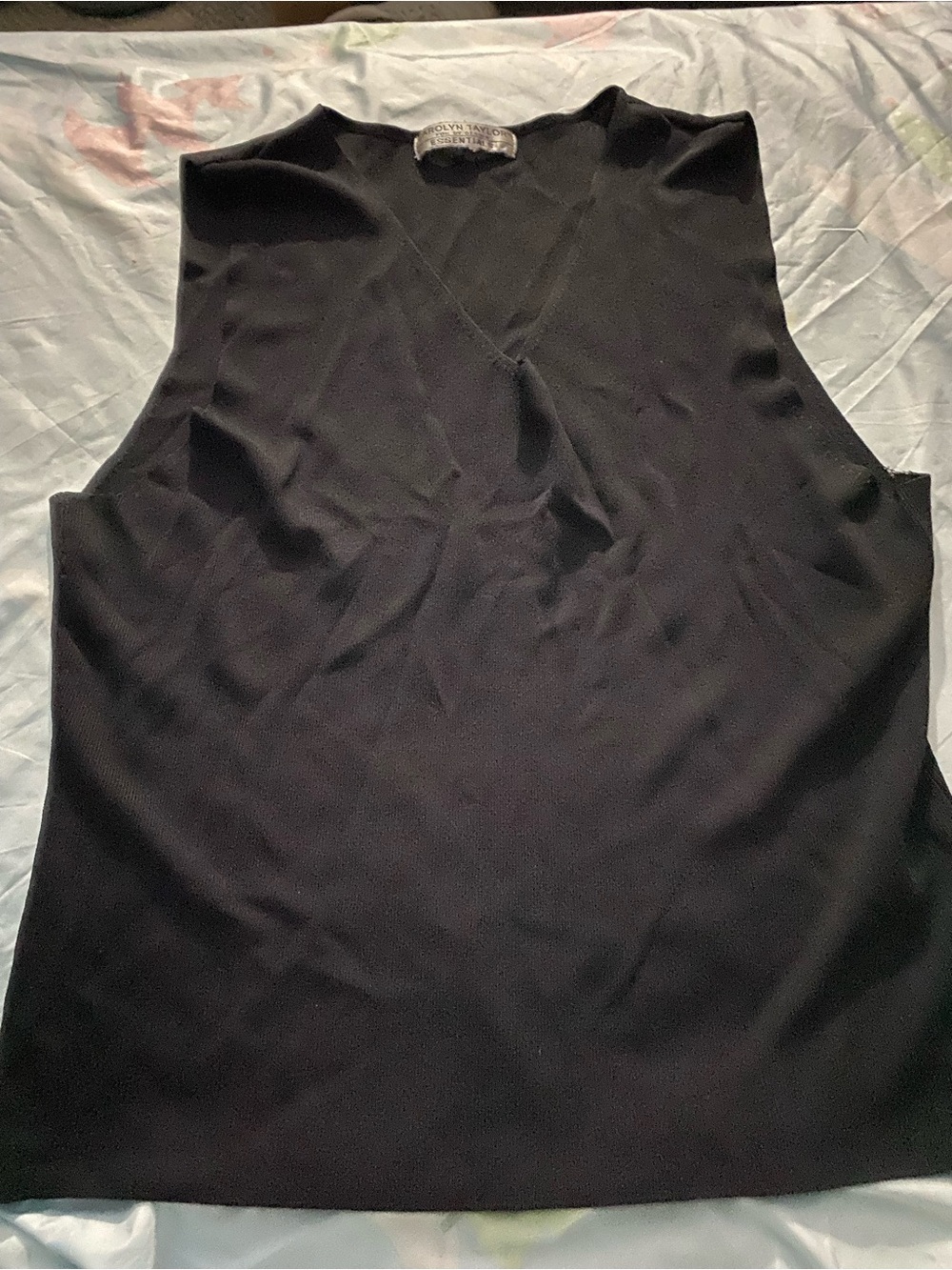 Carolyn Taylor Black V-Neck Sleeveless Knit Tank